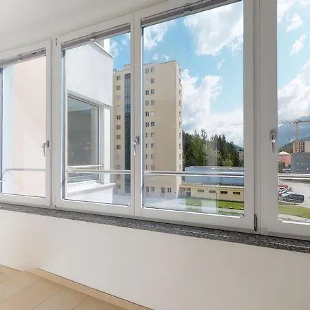Ova Cotschna 301 *